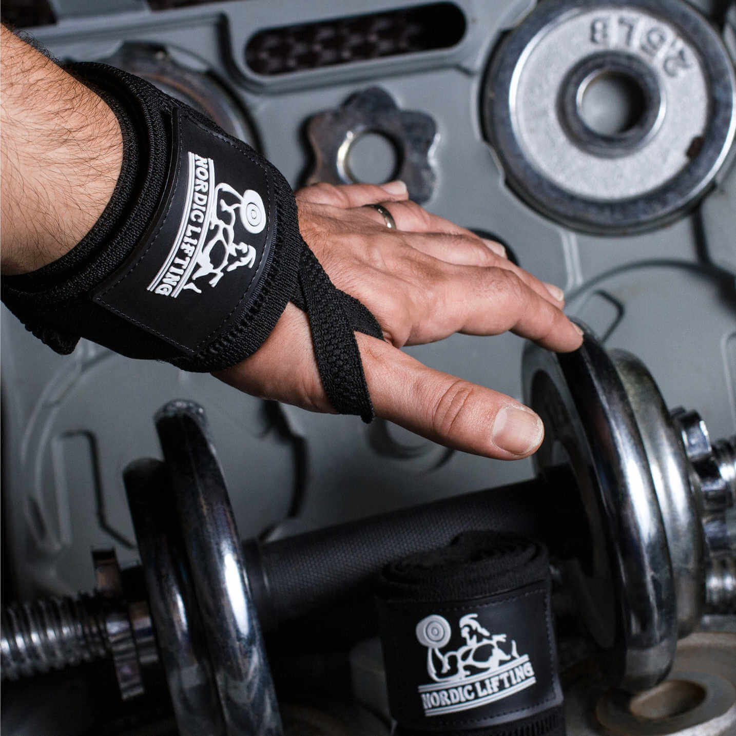 Heavy-Duty-Wrist-Wraps-4